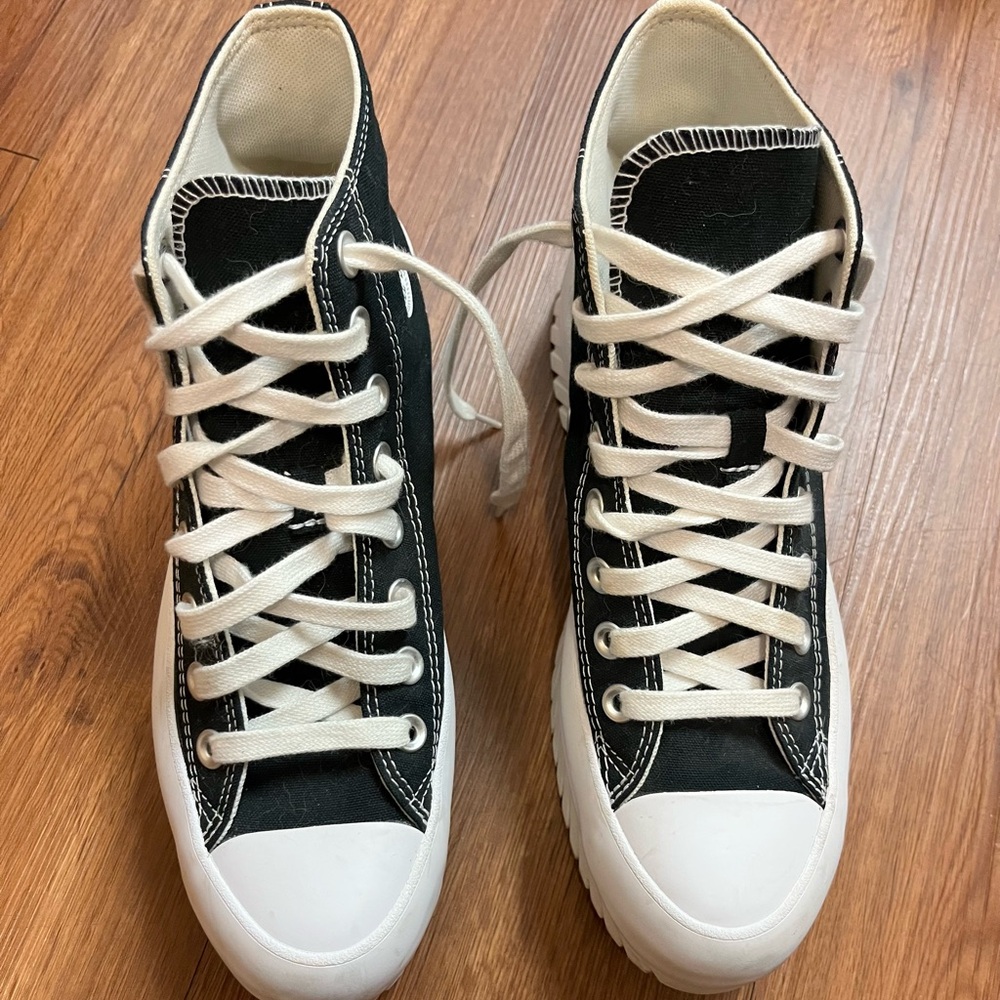 Converse Chuck Taylor All Star Lugged 2.0 High Black White Women's Sneakers